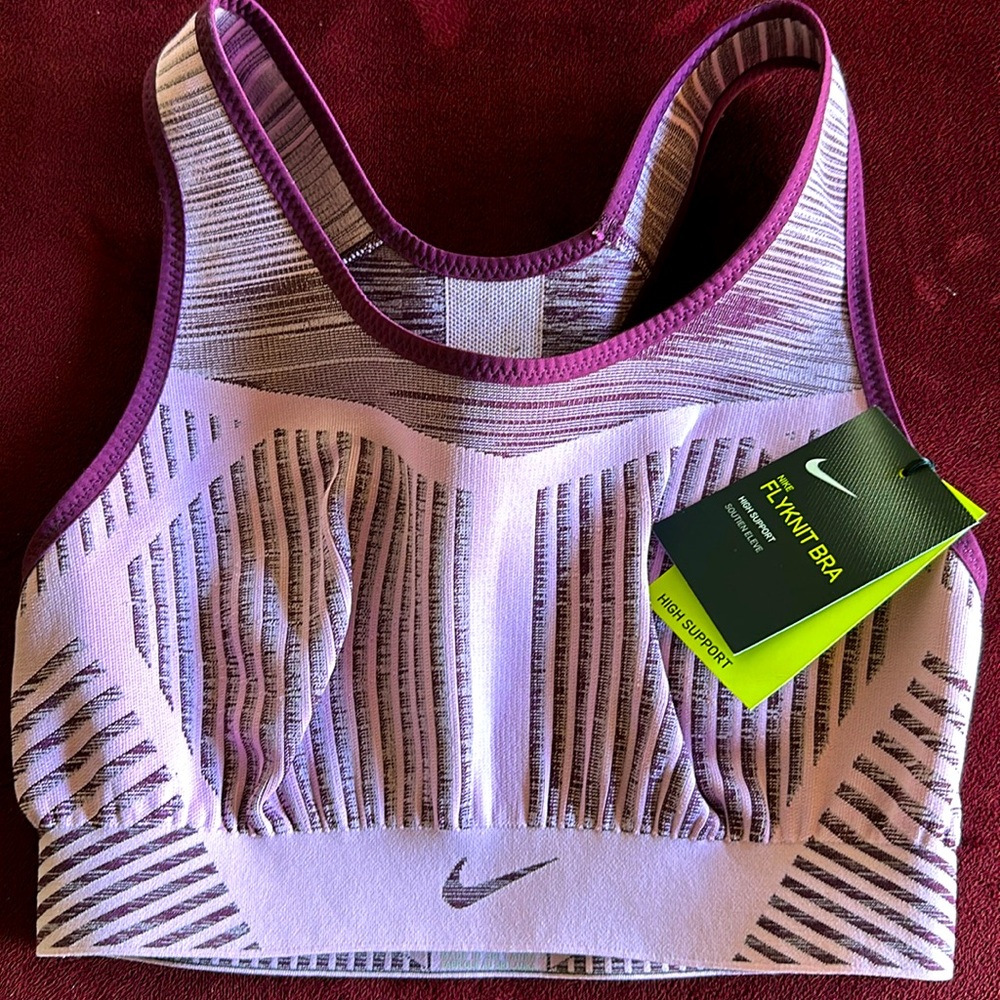 Nike FLYKNIT Sports Bra